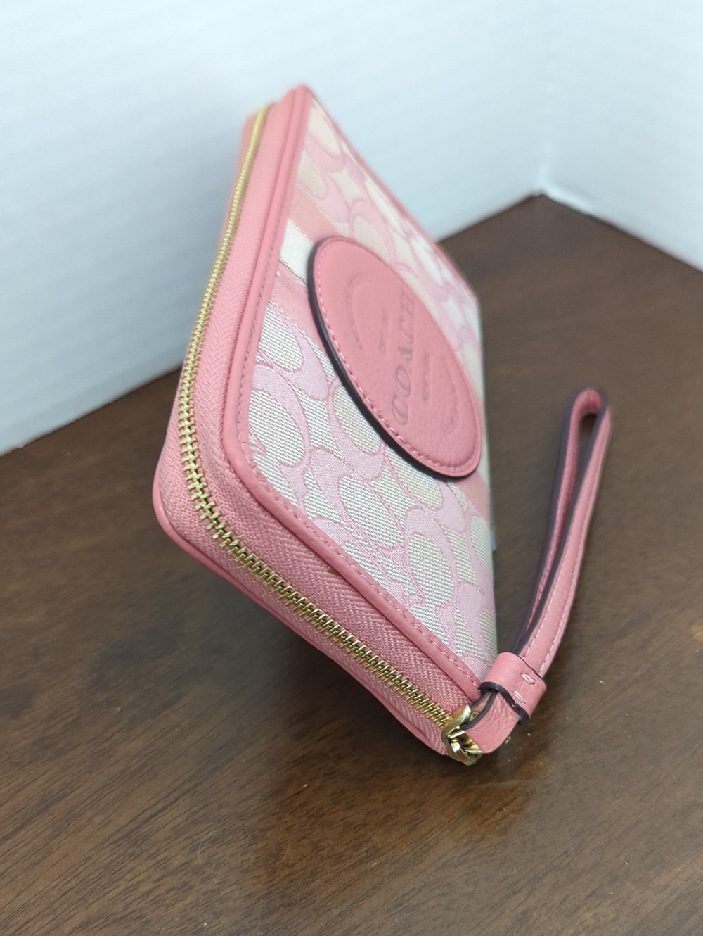 Coach Dempsey Large Phone Zip-Around Wallet . - Picture 11 of 11